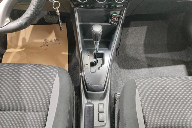 Toyota Vios 2021 1.5 L CVT — фото 15