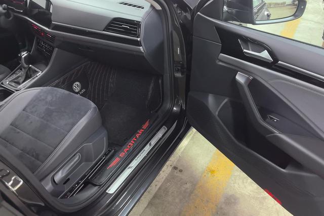 Volkswagen Sagitar id 3782572 из Китая 14