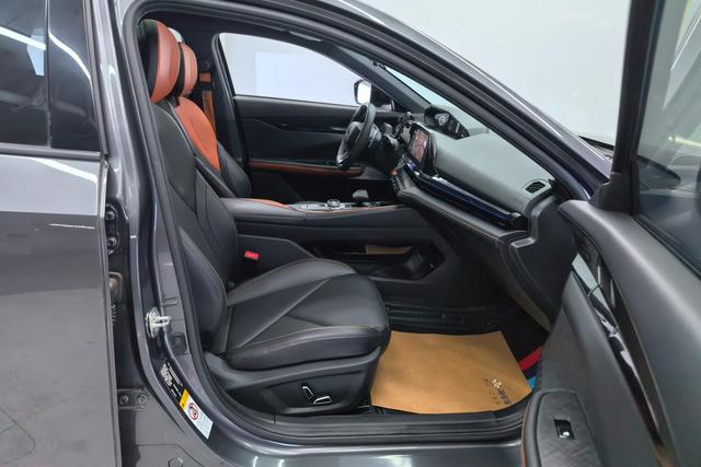 Chang'an UNI-V id 3781970 из Китая 10