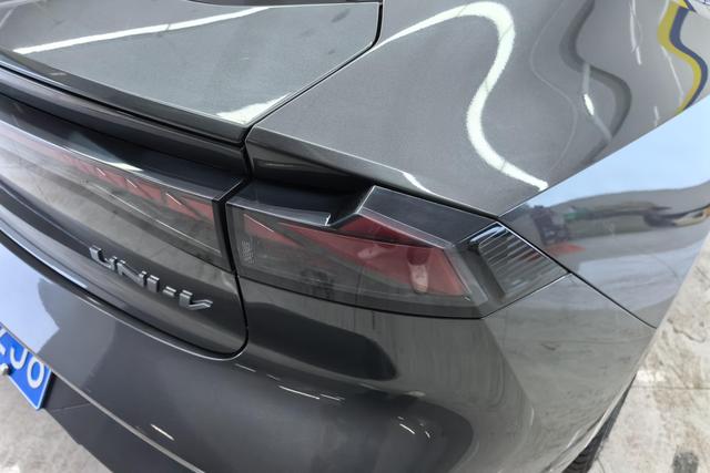 Chang'an UNI-V id 3781970 из Китая 16