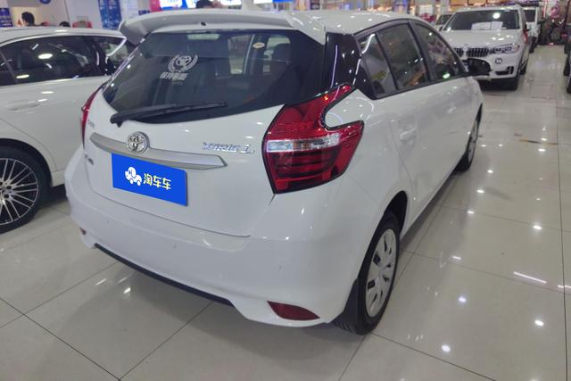 Toyota YARIS L 2016 1.5 E CVT — фото 4