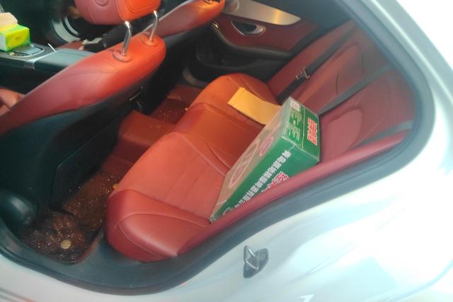 Mercedes-Benz Class C id 3781983 из Китая 17