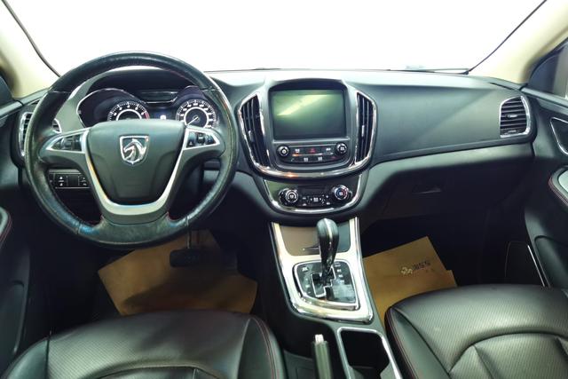 Baojun 560 2018 Белый из Китая, фото 5