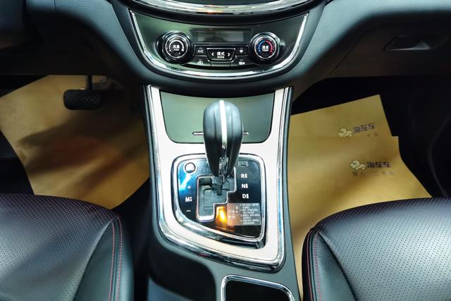 Baojun 560 id 3785580 из Китая 9