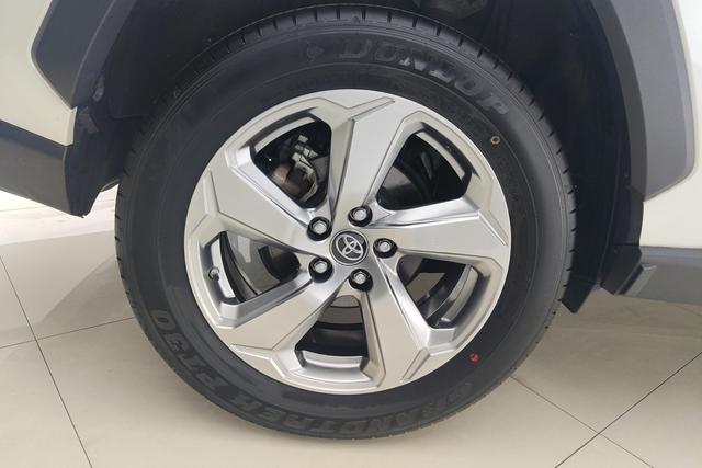 Toyota RAV4 2021 2.0 L CVT 2 WD Plus — фото 8