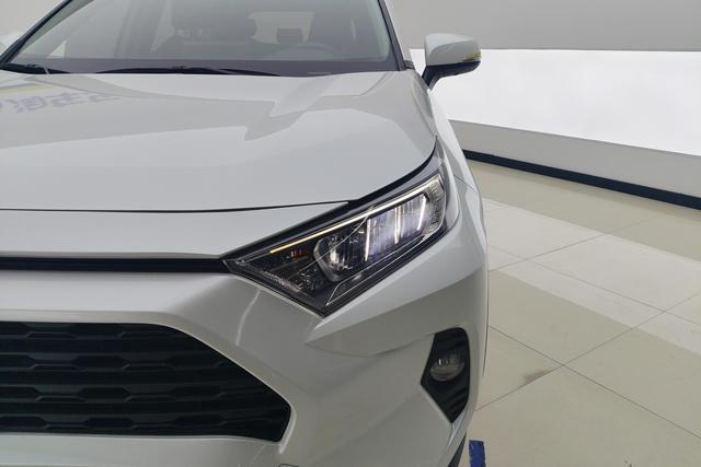 Toyota RAV4 2021 2.0 L CVT 2 WD Plus — фото 4