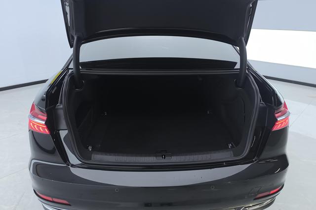 Audi A6L 2022 45 TFSI quattro — фото 17