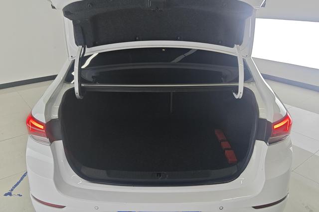 Buick Yinglang id 3768820 из Китая 22