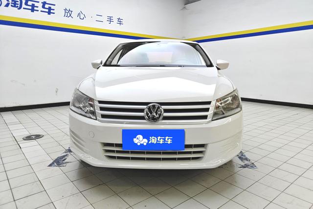 Volkswagen Santana 2015 1.4 L MT — фото 2