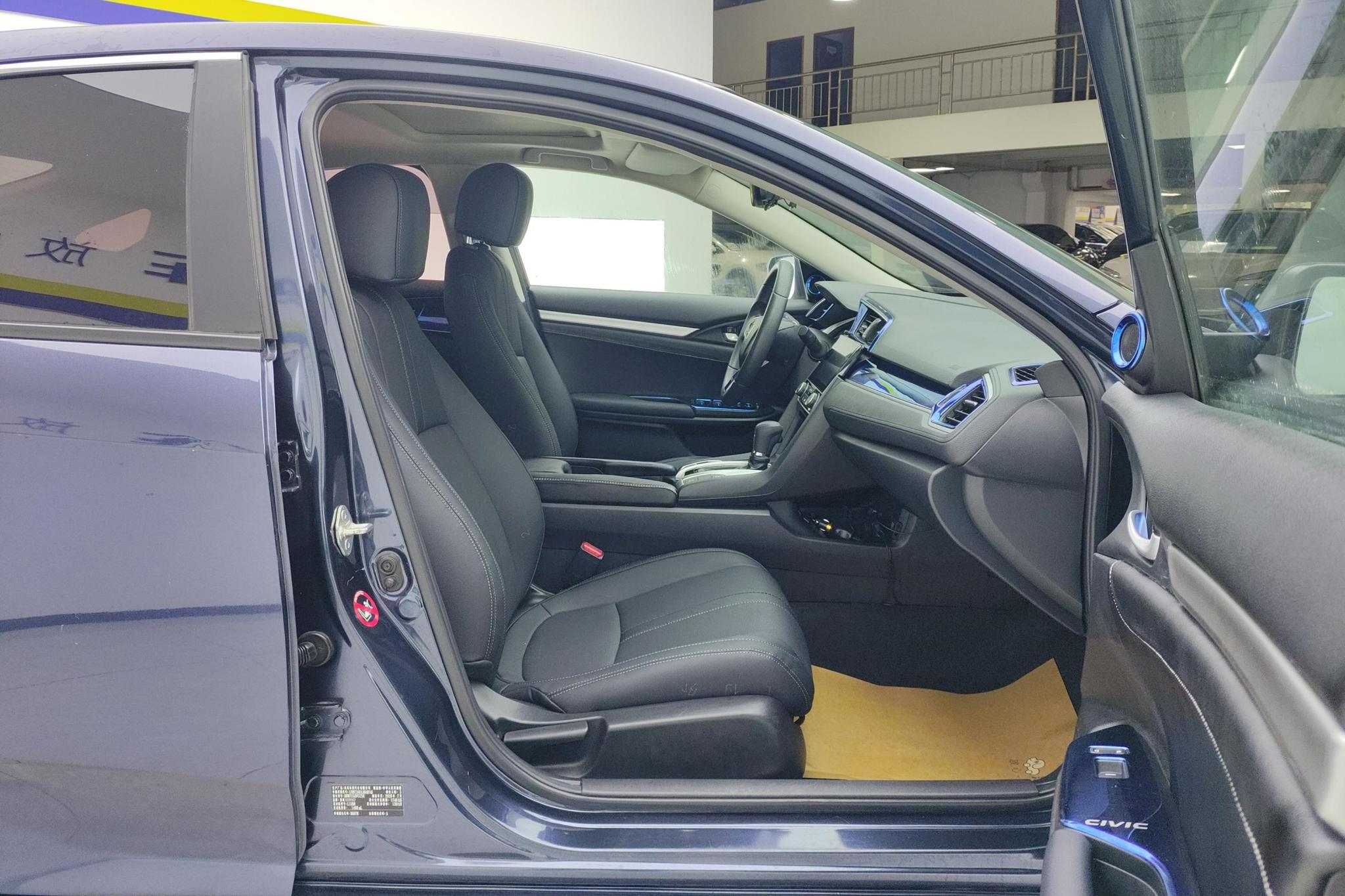 Honda Civic 2019 220TURBO CVT V
