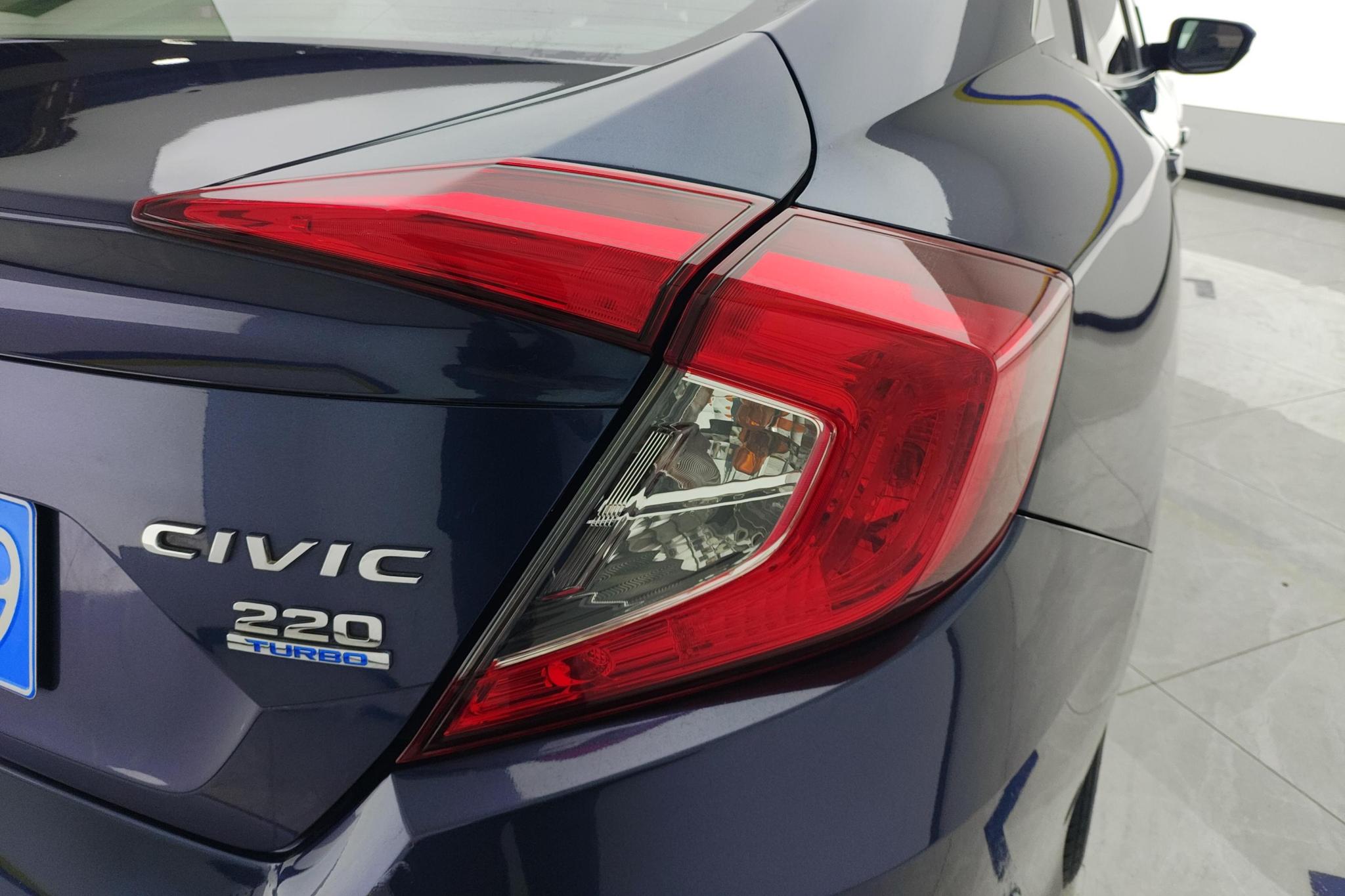 Honda Civic 2019 220TURBO CVT V