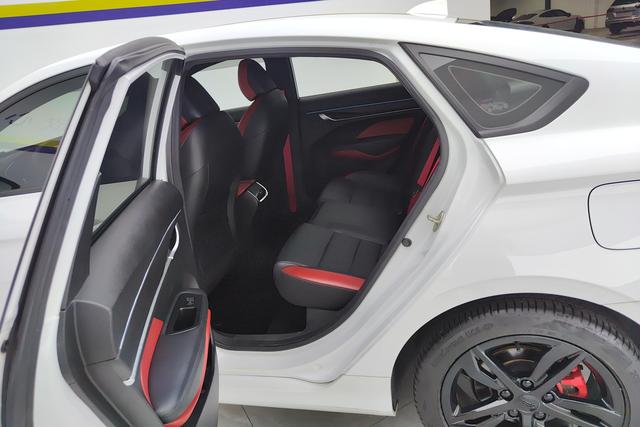 Geely Automobile Binrui id 3840628 из Китая 12