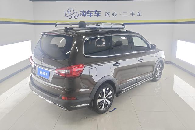Dongfeng Fengxing Jingyi X6 2017 — фото 3