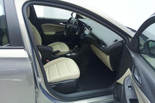 Buick Excelle id 3804196 из Китая 14