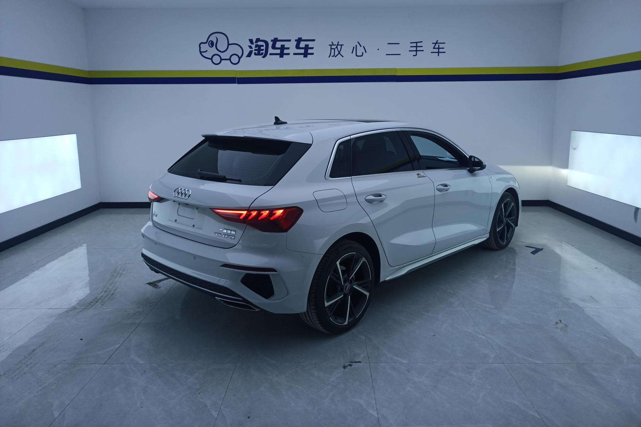 Audi A3 2023 Sportback 35 TFSI Fashion Sport