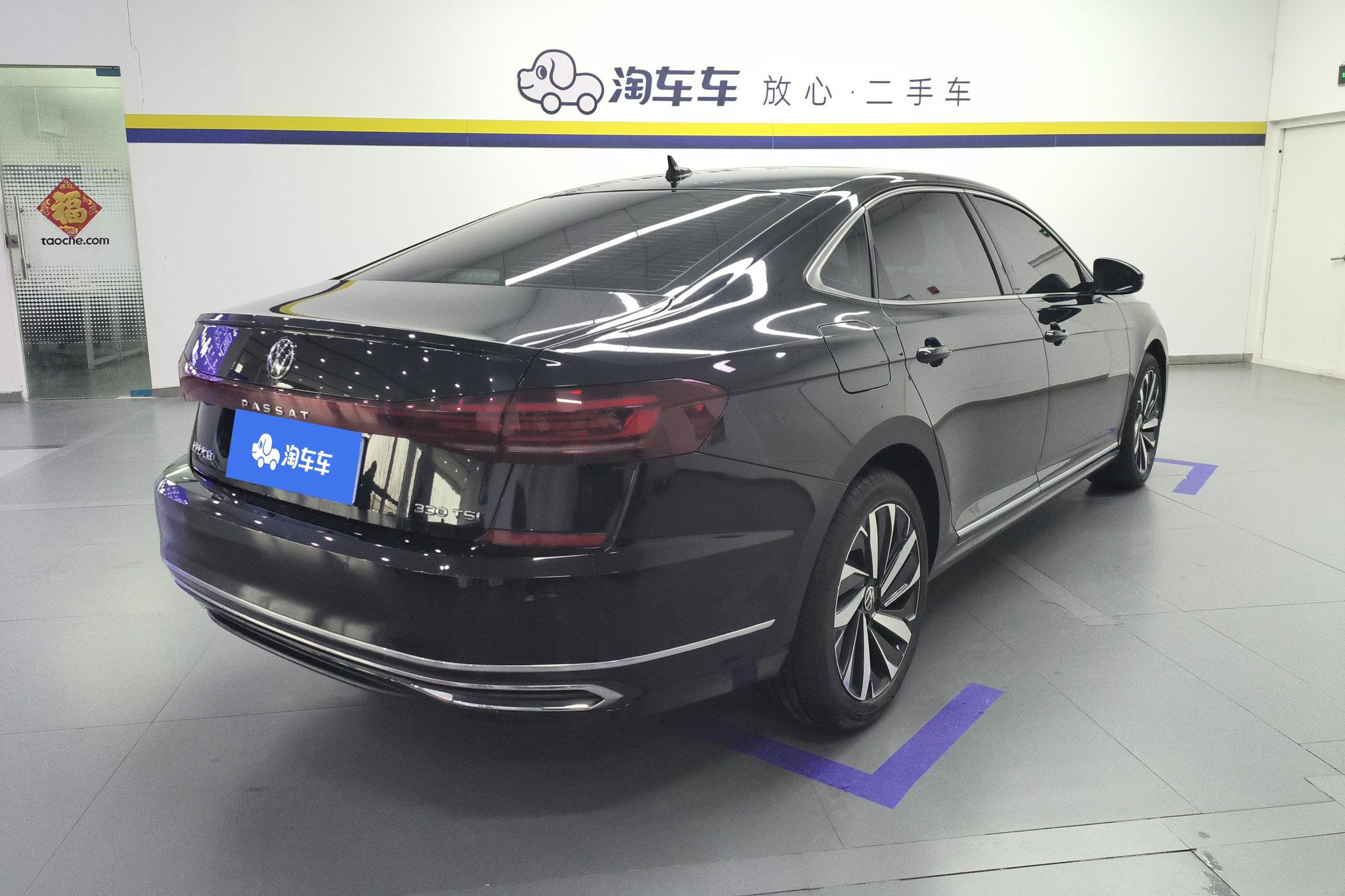 Volkswagen Passat 2023 330TSI Elite