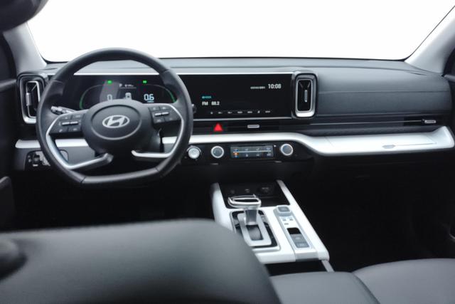 Hyundai ix35 2023 2.0 L DLX — фото 13