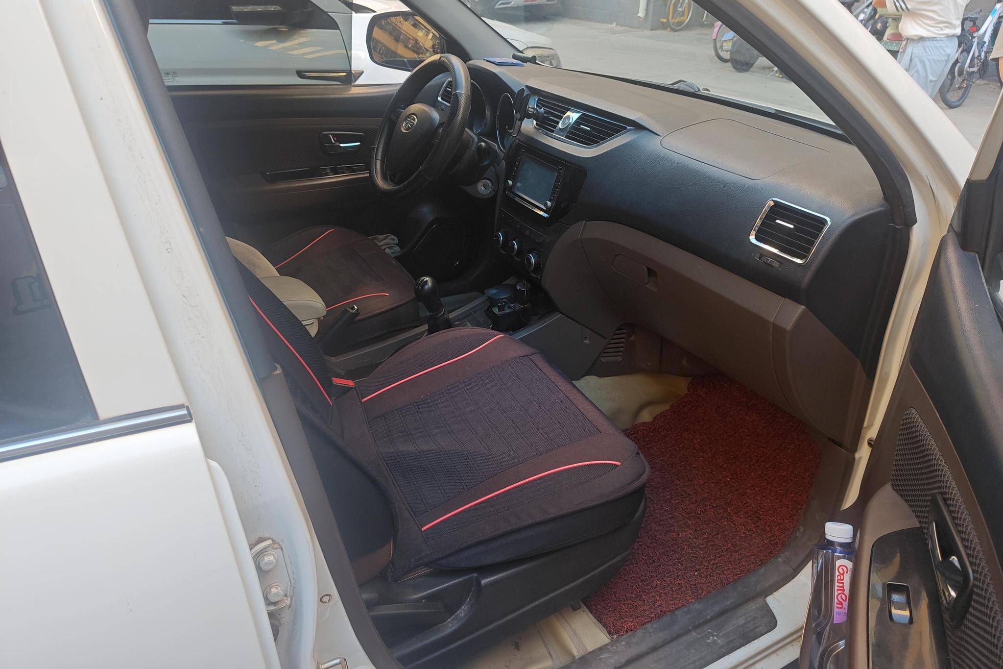 FAW S80 2013 1.5L MT 5 мест Fashion