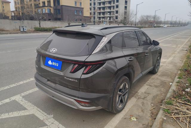 Hyundai Tucson 2025 L 1.5 T GLX — фото 3