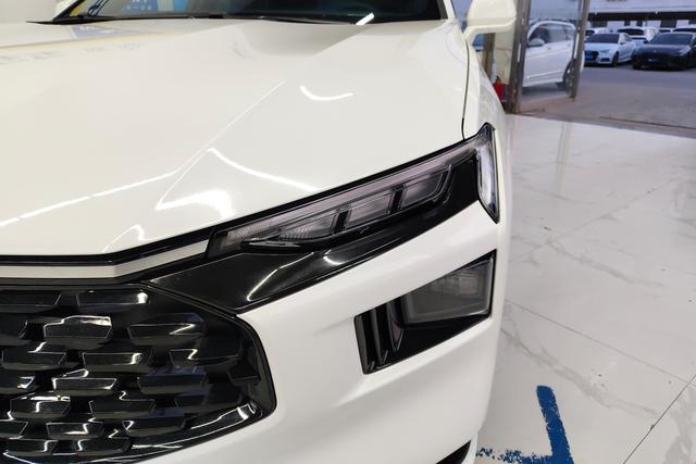 Ford Mondeo 2025 Eco Boost 180 — фото 4