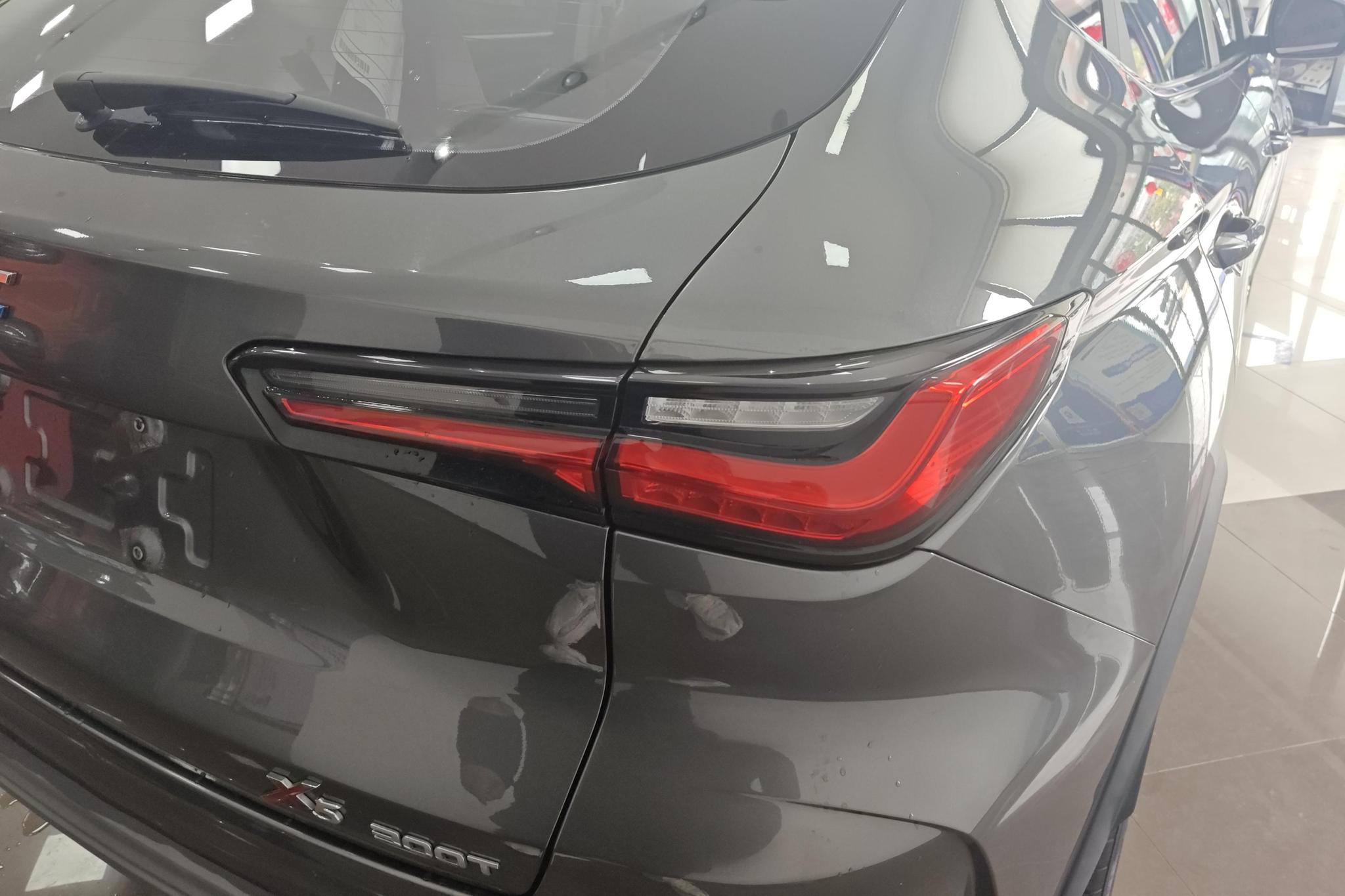 Oshan X5 2021 1.5T DCT Luxury
