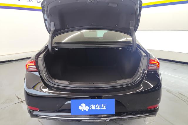 Buick Lacrosse id 3768840 из Китая 19