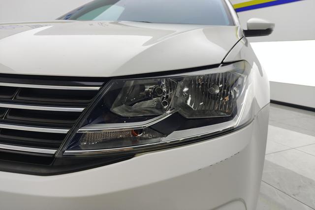 Volkswagen Gran Lavida 2017 1.6 L AT — фото 4