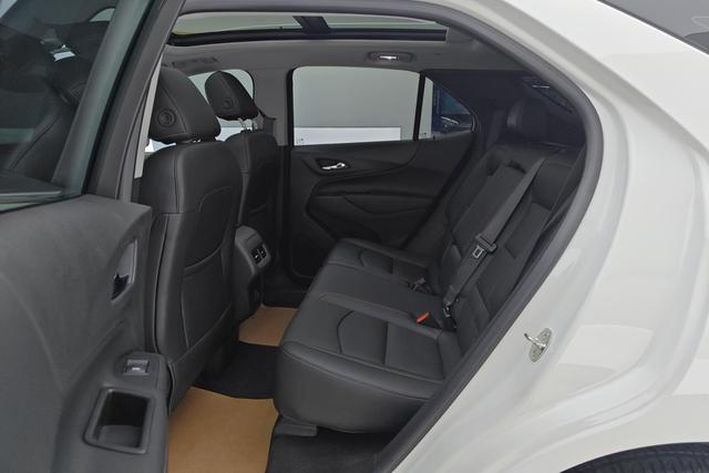 Chevrolet Explorer 2019 — фото 16