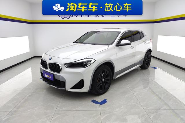 BMW X2 2021 — фото 1