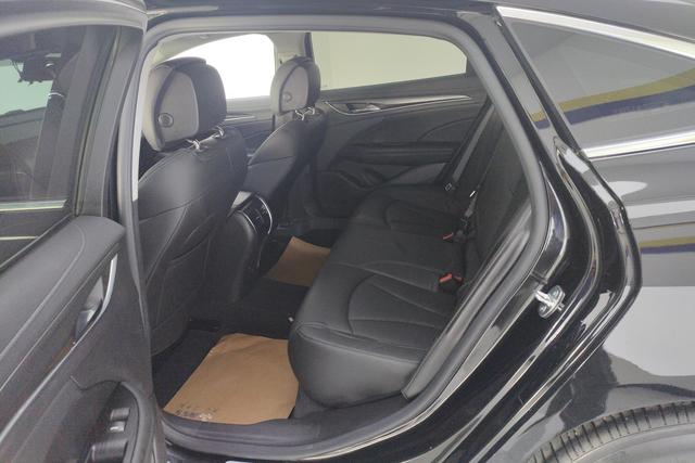 Buick Lacrosse id 3768852 из Китая 10