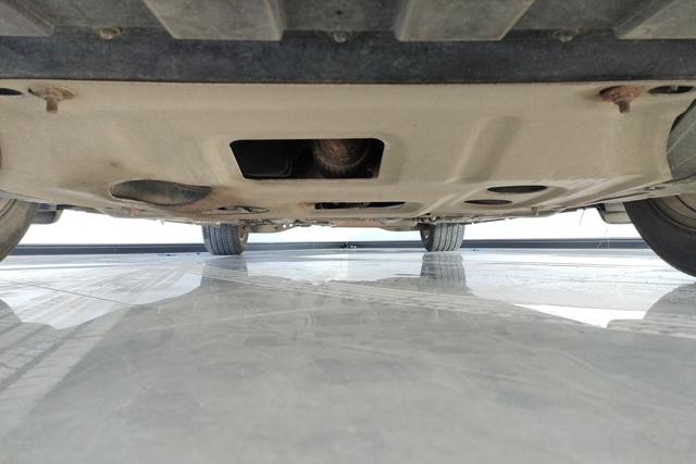 Buick Lacrosse id 3768852 из Китая 16