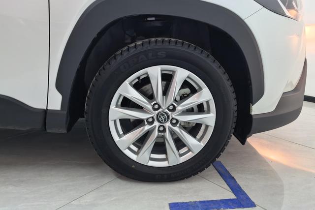Toyota Corolla Cross 2024 2.0 L CVT — фото 8