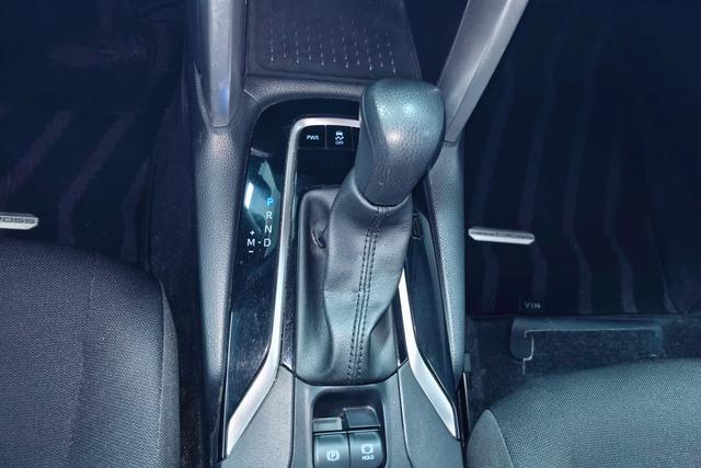 Toyota Corolla Cross 2024 2.0 L CVT — фото 14