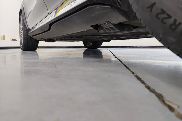 Mercedes-Benz GLS 2023 Черный из Китая, фото 2