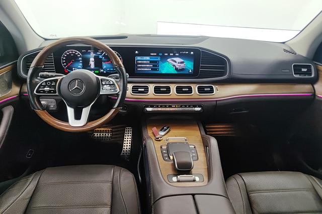 Mercedes-Benz GLS 2023 Черный из Китая, фото 6