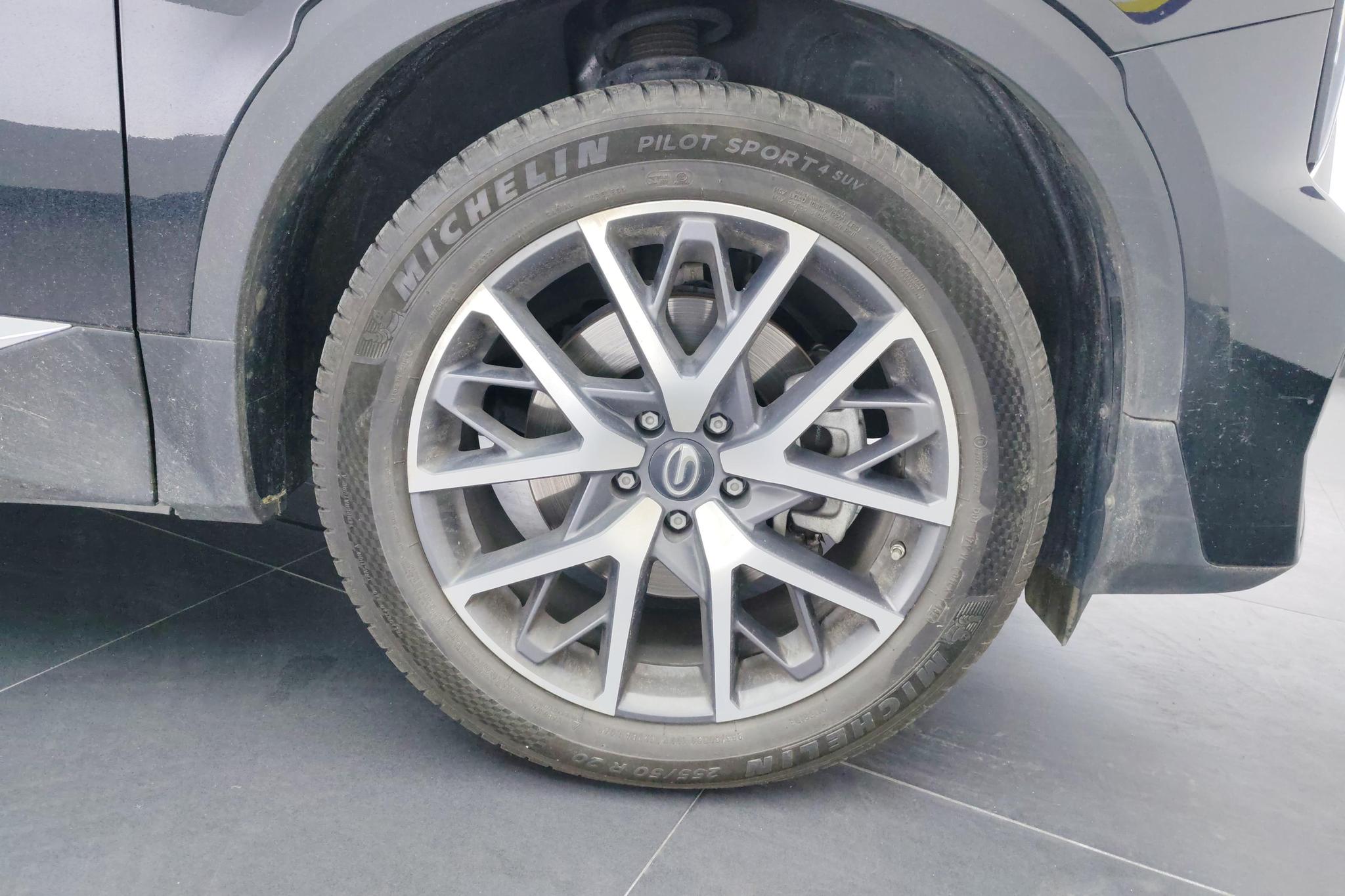 GAC GS8 2025 2.0TGDI 5 мест Luxury