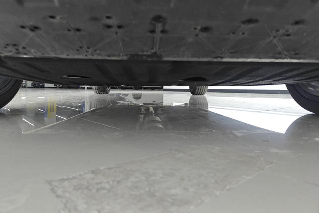 Geely Automobile Xingrui id 3784085 из Китая 17