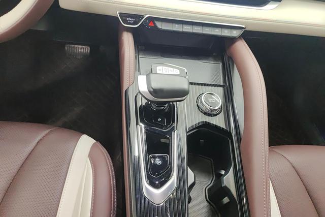 Geely Automobile Xingyue L id 3783608 из Китая 13