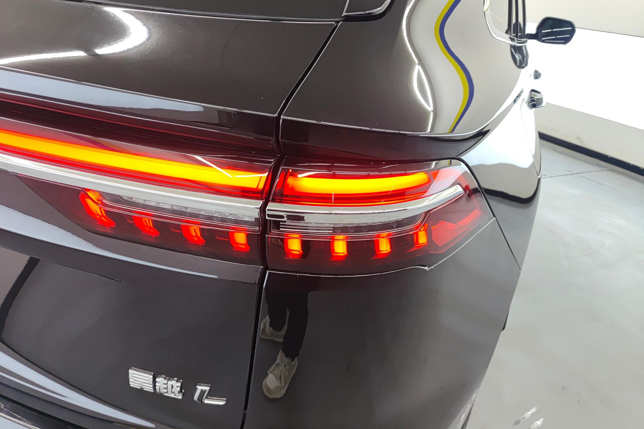 Geely Monjaro L 2024 2.0TD AT