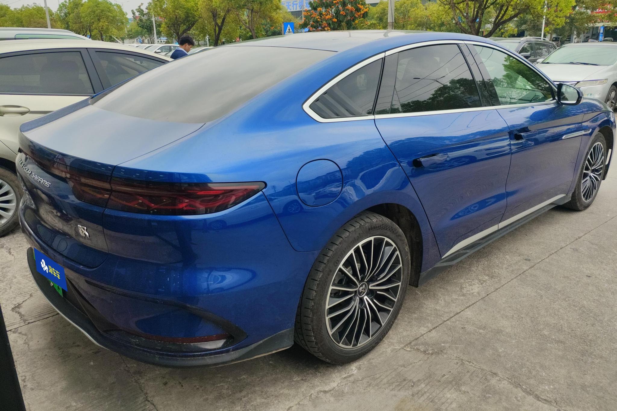 BYD Han DM 2022 DM-i 121KM Premium