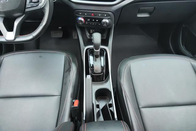 Chevrolet Tracker 2021 Redline 335 T CVT VI — фото 14