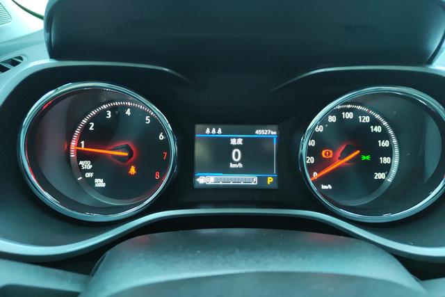 Chevrolet Tracker 2021 Redline 335 T CVT VI — фото 13