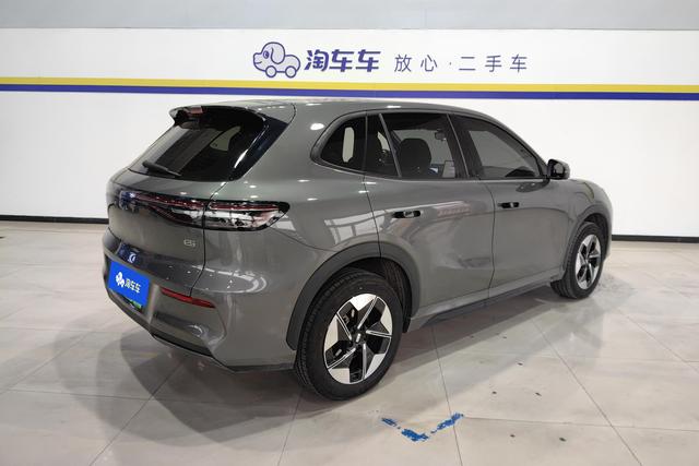 Geely Galaxy Galaxy E5 id 3781776 из Китая 9