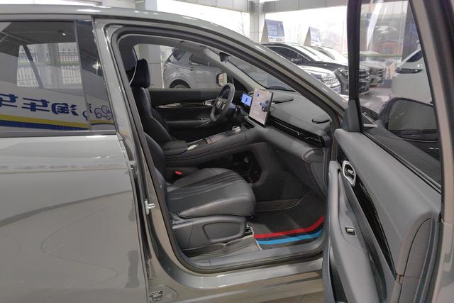 Geely Galaxy Galaxy E5 id 3781776 из Китая 10