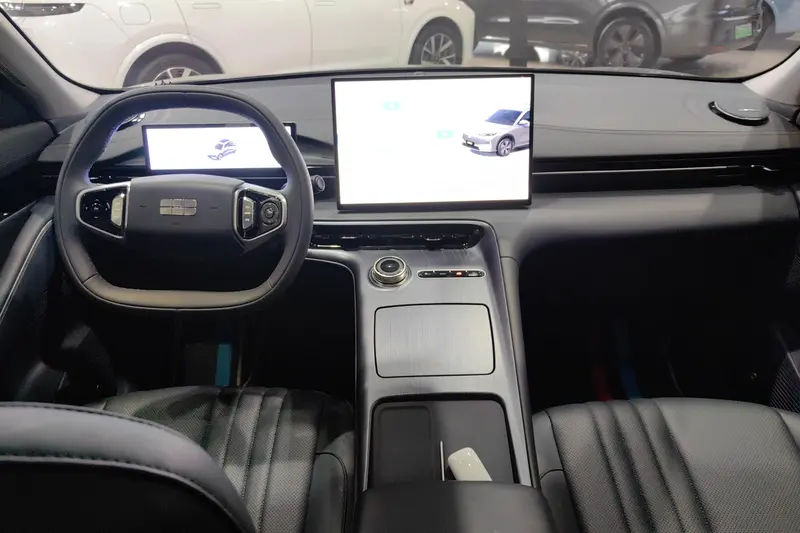 Geely Galaxy EX5 (E5) — фото 10