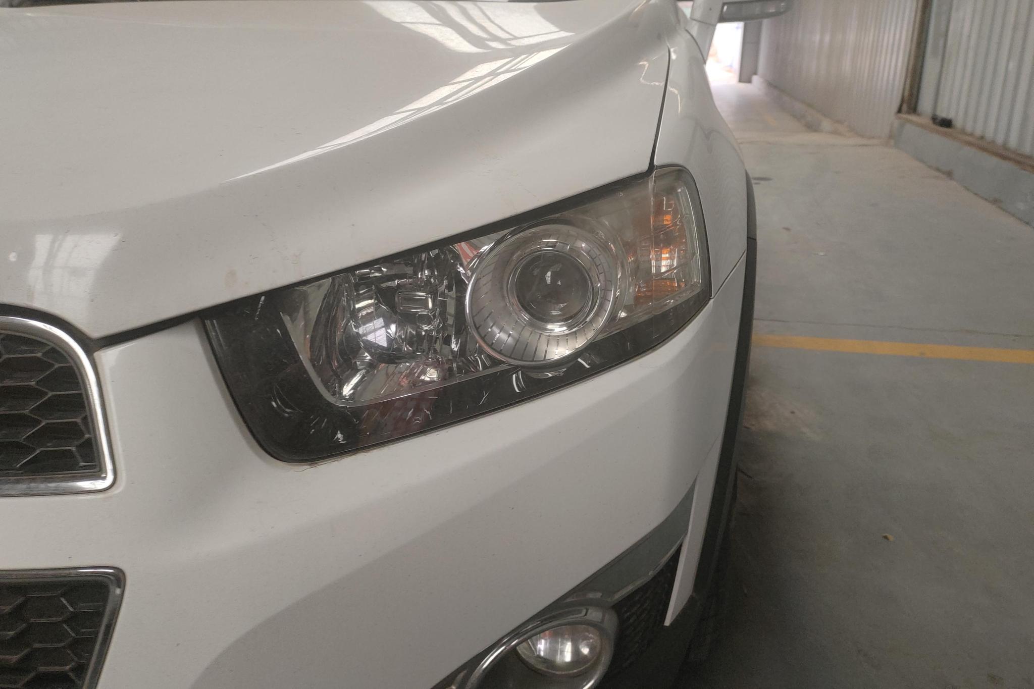 Chevrolet Captiva 2013 2.4L 7 мест