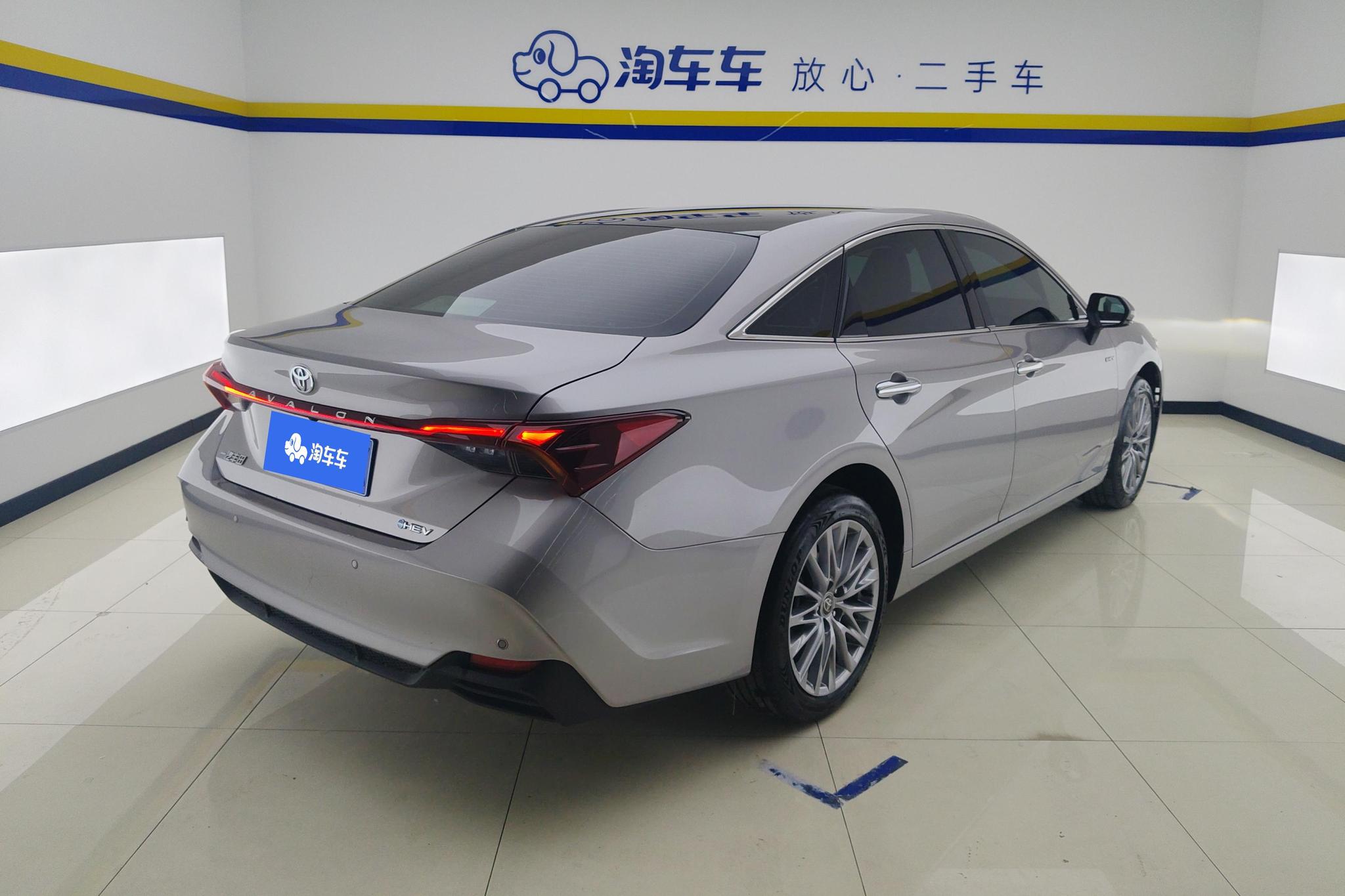 Toyota Avalon 2024 2.0L E-CVT Luxury