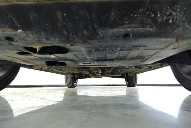 Geely Automobile Boyue 2024 Белый из Китая, фото 6