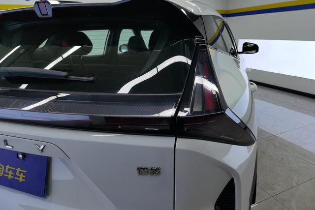 Geely Automobile Boyue id 3785588 из Китая 7