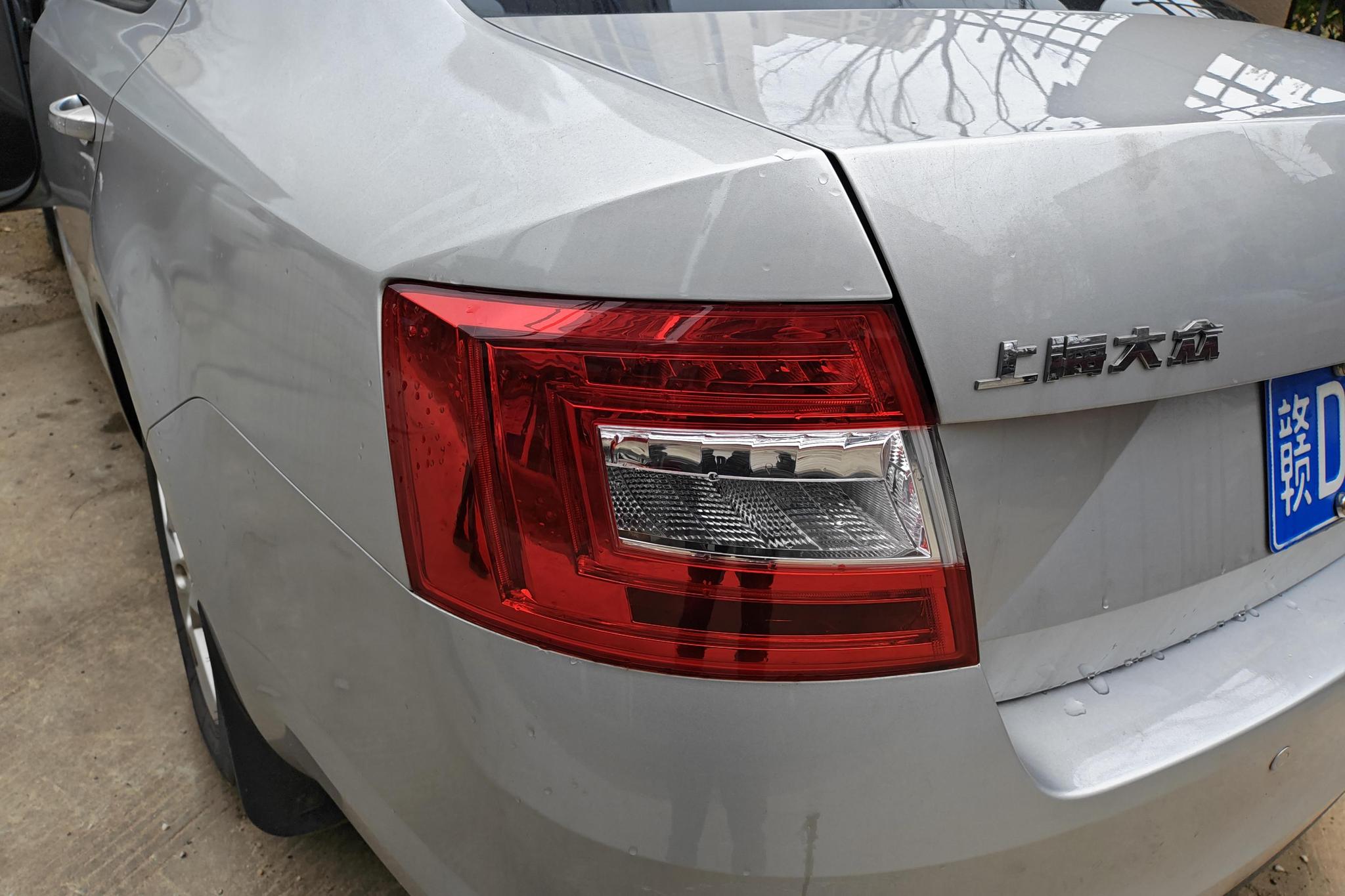 Skoda Octavia 2015 1.6L MT